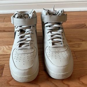Men’s Nike Air Force 1 Sneakers